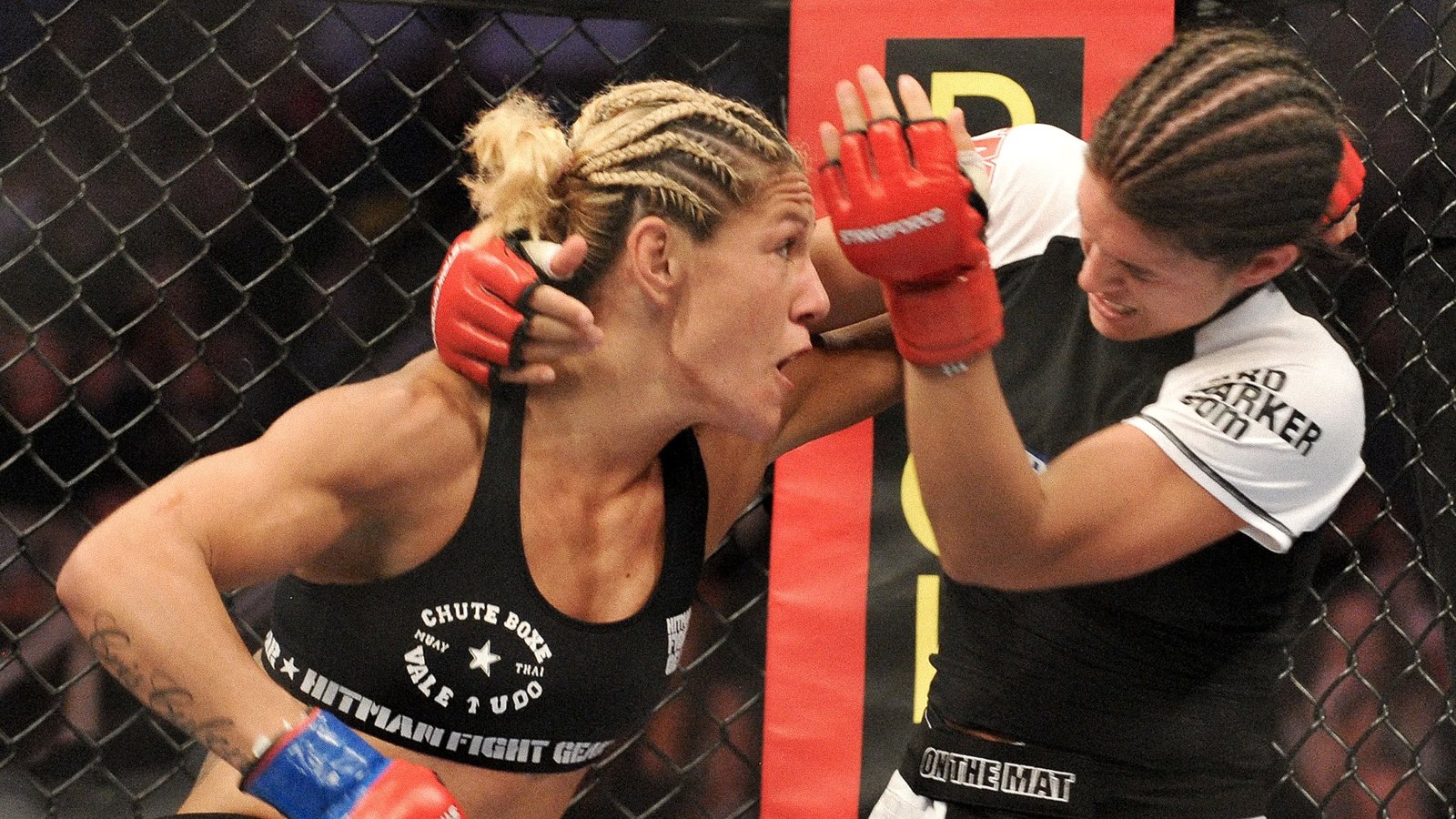Gina Carano vs. Cris Cyborg