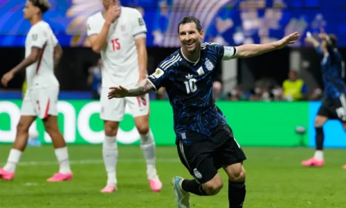 Argentina Stuns England Late, Sets Up World Cup Final Against Spain